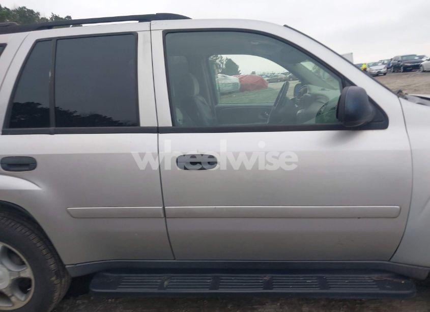 Photo 14 of 2008 Chevrolet Trailblazer FLEET (VIN 1GNDT13S382106168)
