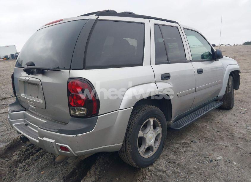 Photo 4 of 2008 Chevrolet Trailblazer FLEET (VIN 1GNDT13S382106168)