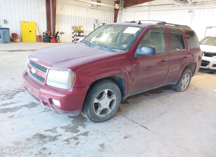 Photo 2 of 2008 Chevrolet Trailblazer LT (VIN 1GNDT13S382148873)
