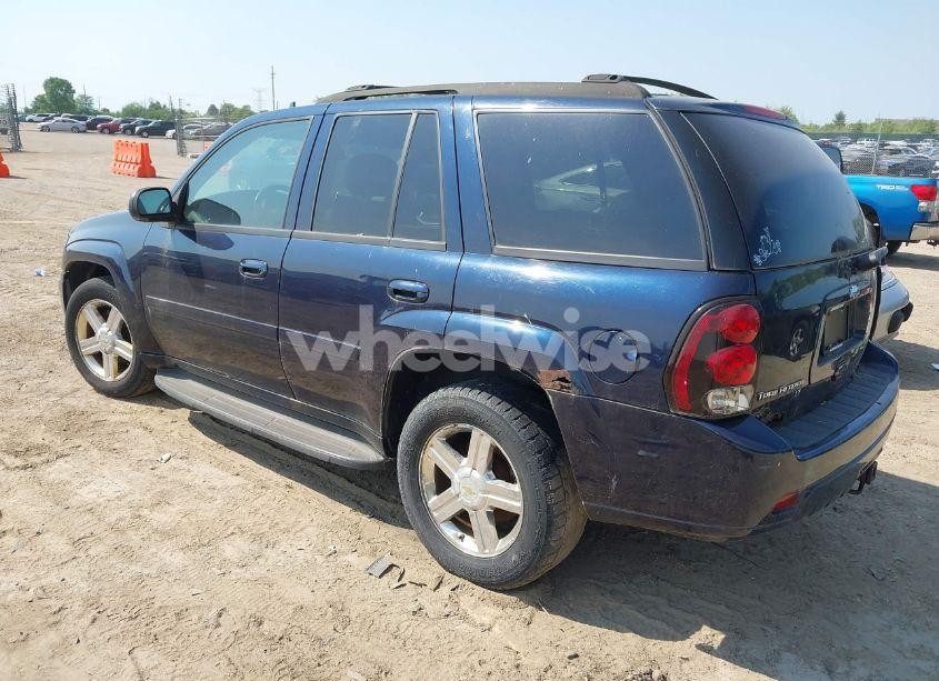 Photo 3 of 2008 Chevrolet Trailblazer LT (VIN 1GNDT13S382158917)