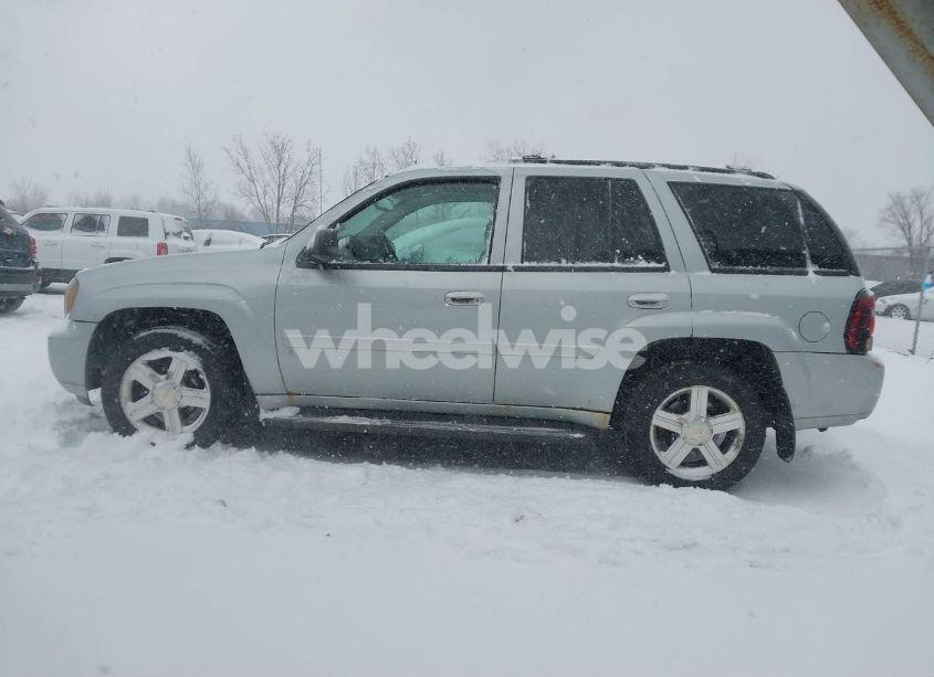 Photo 14 of 2008 Chevrolet Trailblazer LT (VIN 1GNDT13S382219179)