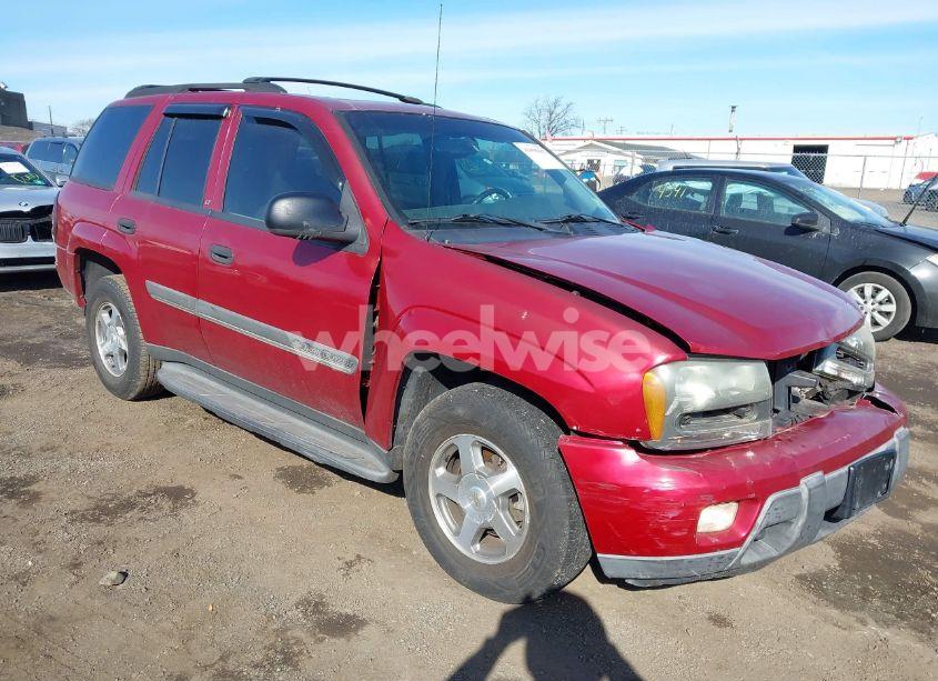 2002 Chevrolet Trailblazer LT (VIN 1GNDT13S422138585) main photo