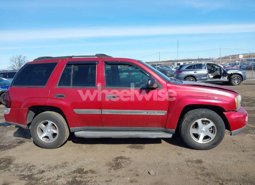 Photo 13 of 2002 Chevrolet Trailblazer LT (VIN 1GNDT13S422138585)