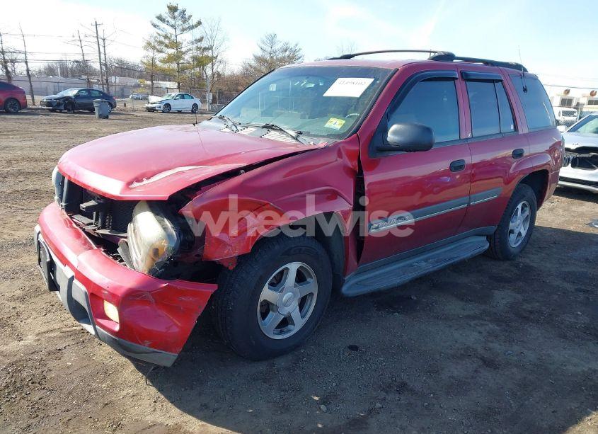 Photo 2 of 2002 Chevrolet Trailblazer LT (VIN 1GNDT13S422138585)