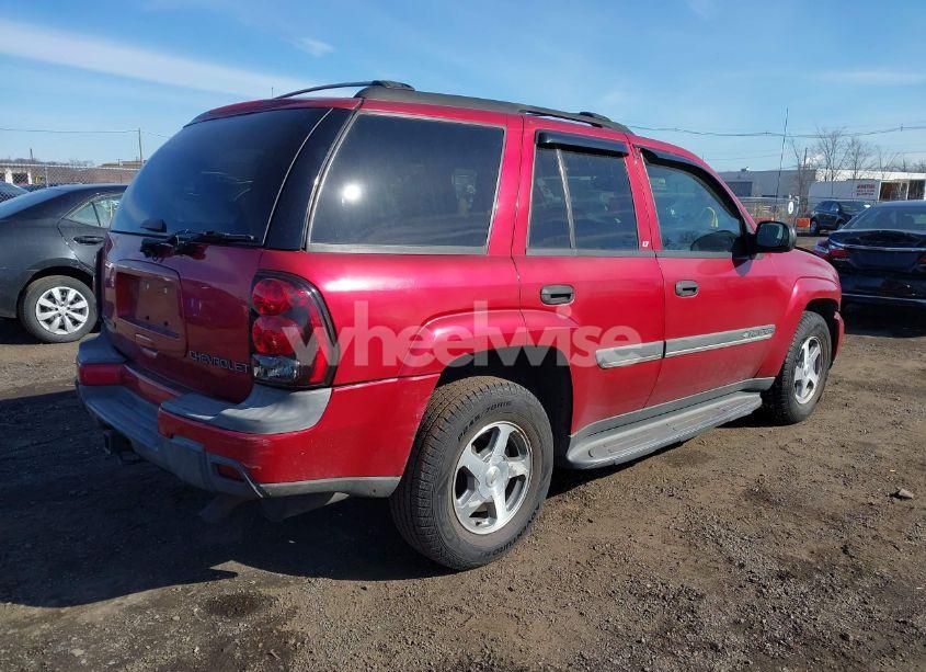 Photo 4 of 2002 Chevrolet Trailblazer LT (VIN 1GNDT13S422138585)