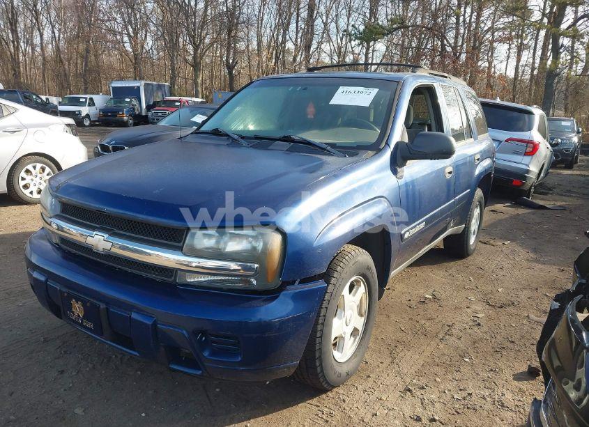 Photo 2 of 2002 Chevrolet Trailblazer LS (VIN 1GNDT13S422190962)