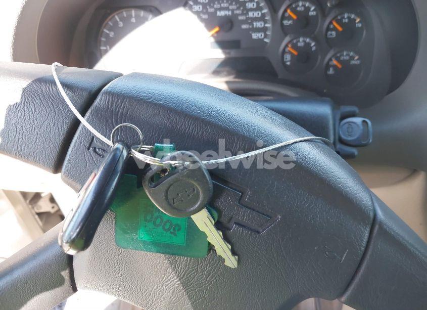 Photo 10 of 2002 Chevrolet Trailblazer LS (VIN 1GNDT13S422345395)