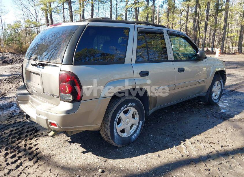 Photo 4 of 2002 Chevrolet Trailblazer LS (VIN 1GNDT13S422345395)