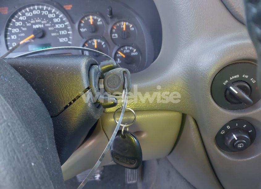 Photo 11 of 2002 Chevrolet Trailblazer LS (VIN 1GNDT13S422364657)