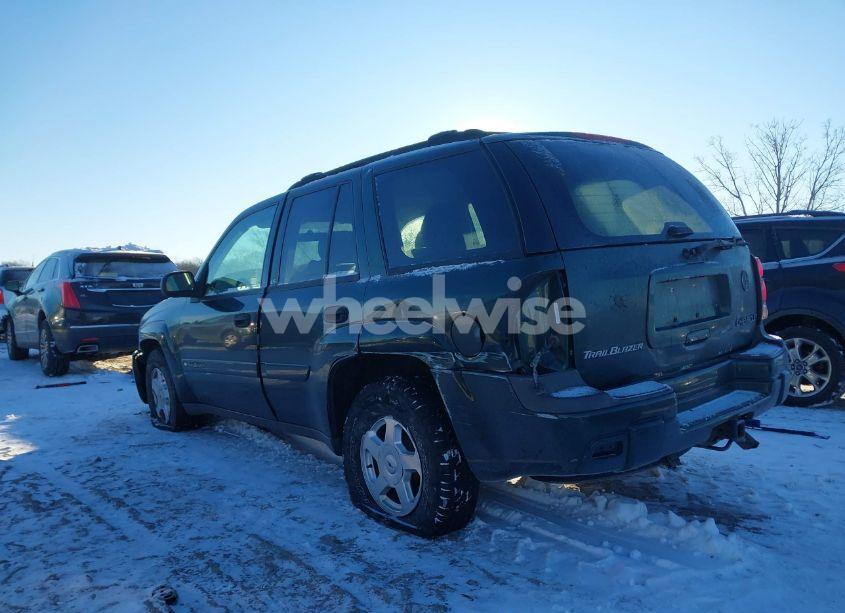 Photo 3 of 2002 Chevrolet Trailblazer LS (VIN 1GNDT13S422364657)