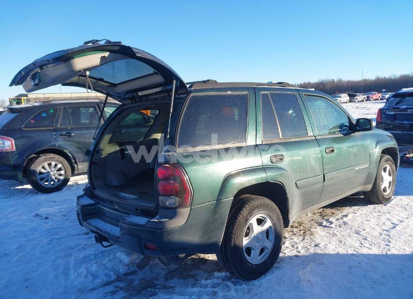 Photo 4 of 2002 Chevrolet Trailblazer LS (VIN 1GNDT13S422364657)