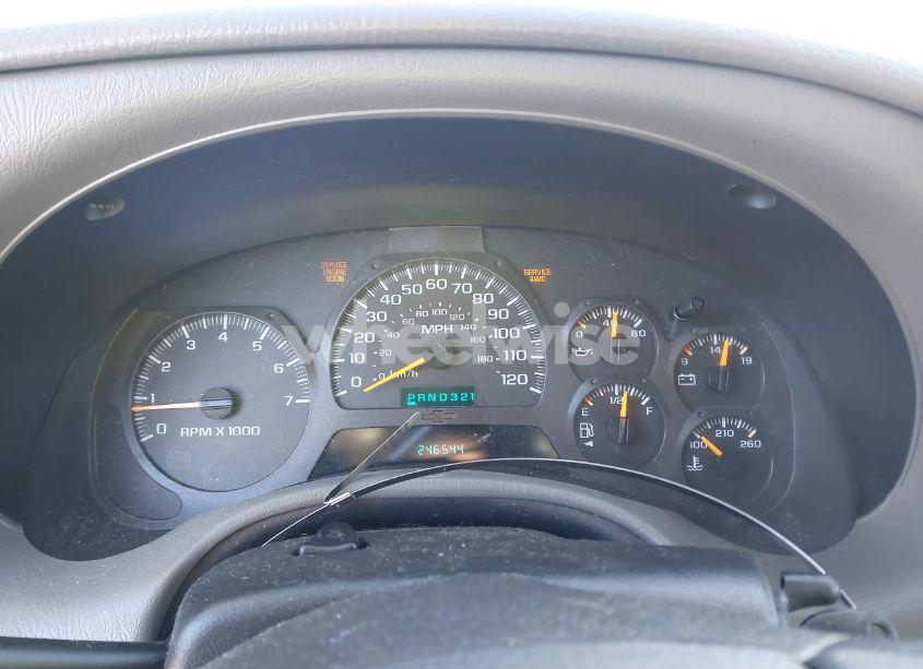 Photo 7 of 2002 Chevrolet Trailblazer LS (VIN 1GNDT13S422364657)