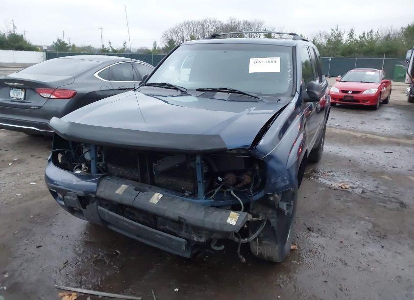 Photo 2 of 2002 Chevrolet Trailblazer LT (VIN 1GNDT13S422432259)