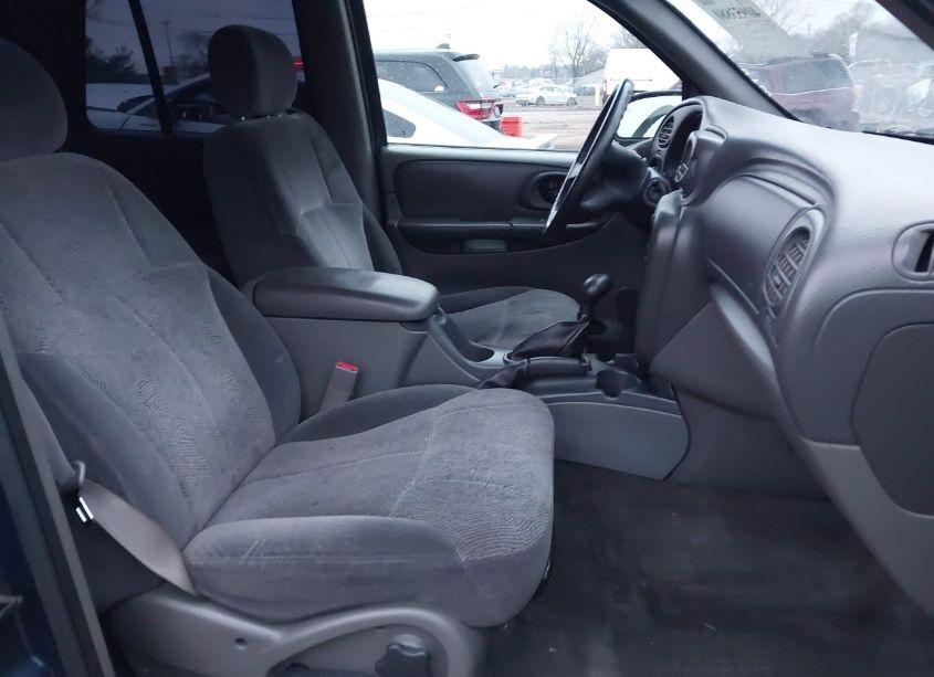 Photo 5 of 2002 Chevrolet Trailblazer LT (VIN 1GNDT13S422432259)