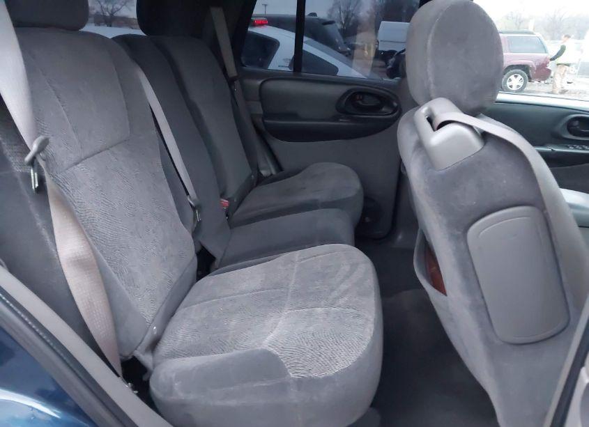 Photo 8 of 2002 Chevrolet Trailblazer LT (VIN 1GNDT13S422432259)