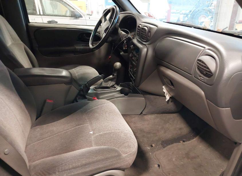 Photo 5 of 2003 Chevrolet Trailblazer LT (VIN 1GNDT13S432353174)