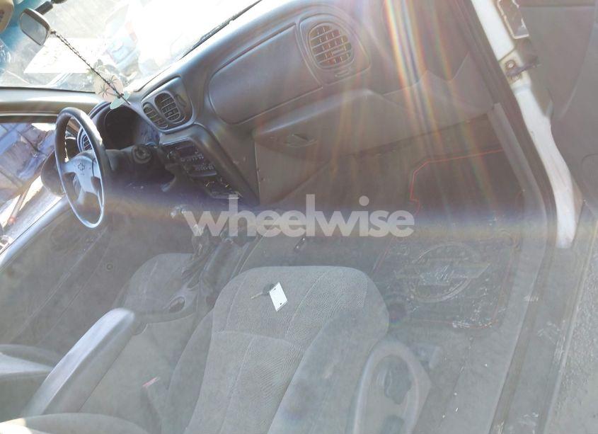 Photo 5 of 2003 Chevrolet Trailblazer LT (VIN 1GNDT13S432359931)