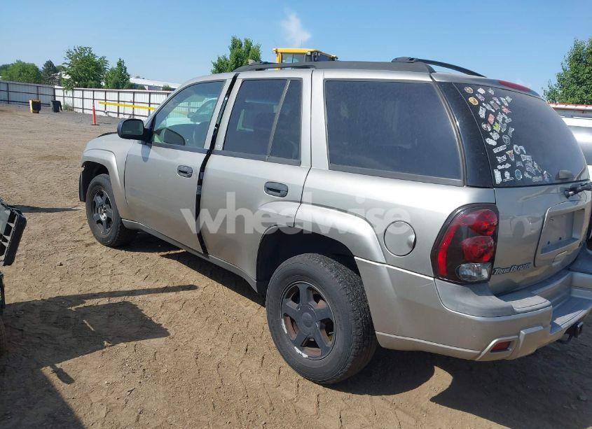 Photo 3 of 2003 Chevrolet Trailblazer LS (VIN 1GNDT13S432400946)