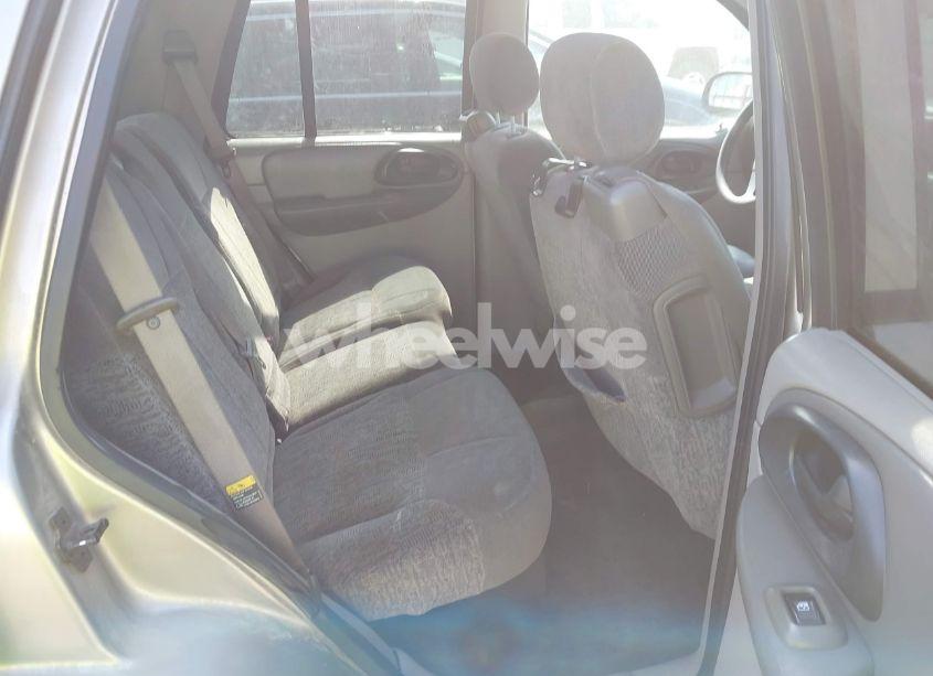 Photo 8 of 2003 Chevrolet Trailblazer LS (VIN 1GNDT13S432400946)