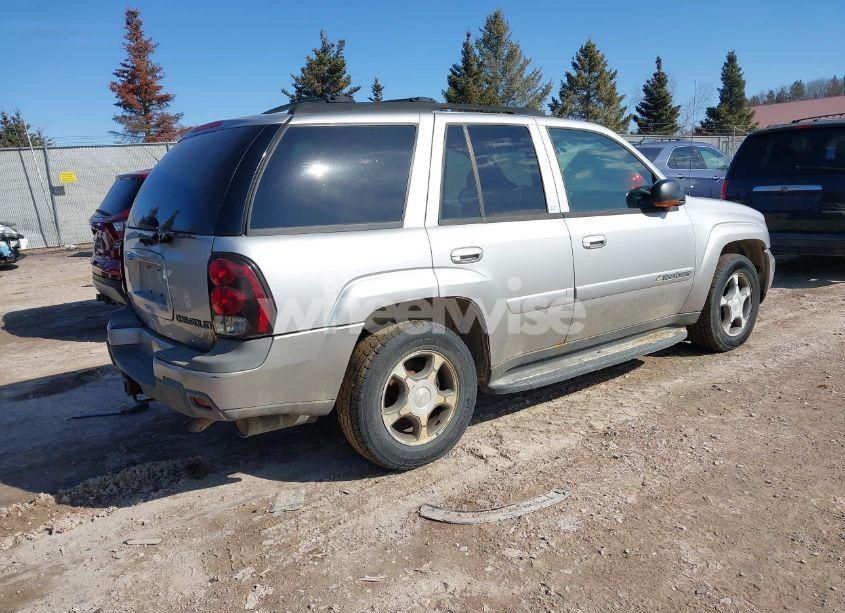 Photo 4 of 2004 Chevrolet Trailblazer LT (VIN 1GNDT13S442119957)