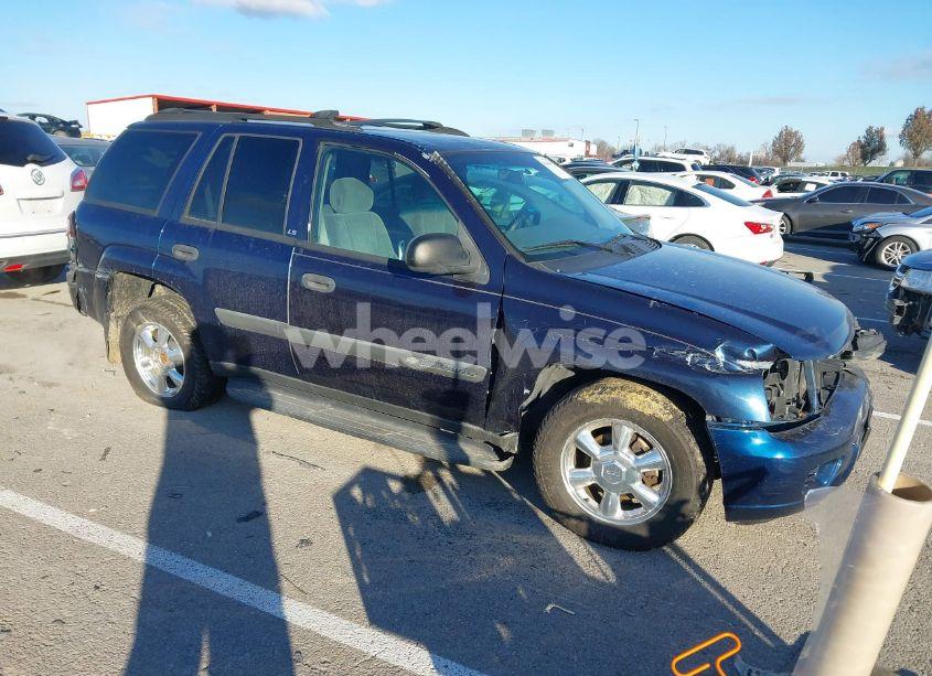 2004 Chevrolet Trailblazer LS (VIN 1GNDT13S442201641) main photo