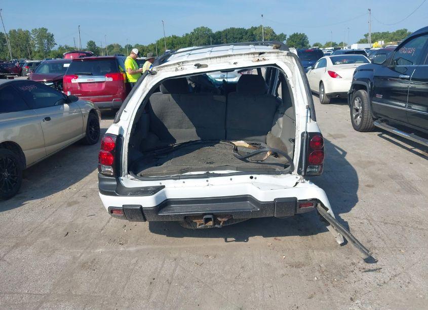 Photo 17 of 2004 Chevrolet Trailblazer LT (VIN 1GNDT13S442224868)