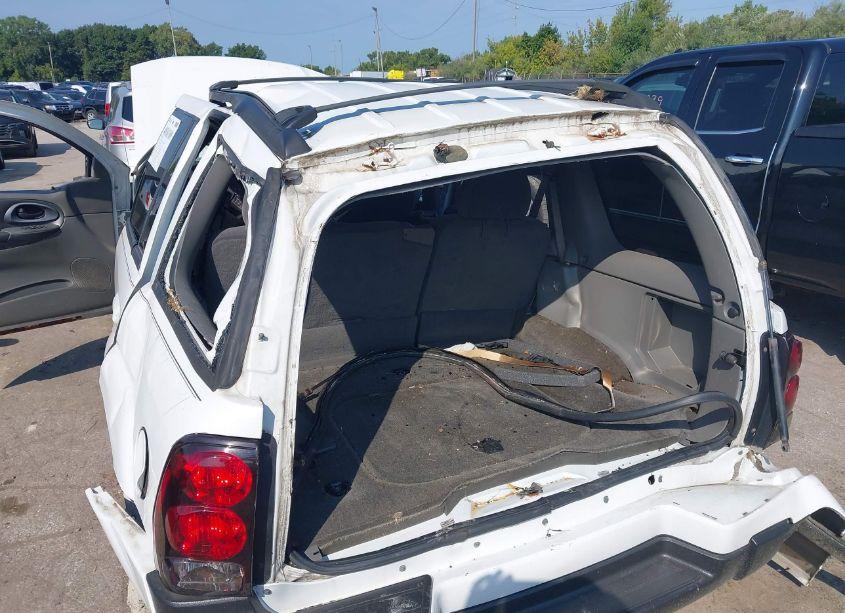 Photo 6 of 2004 Chevrolet Trailblazer LT (VIN 1GNDT13S442224868)