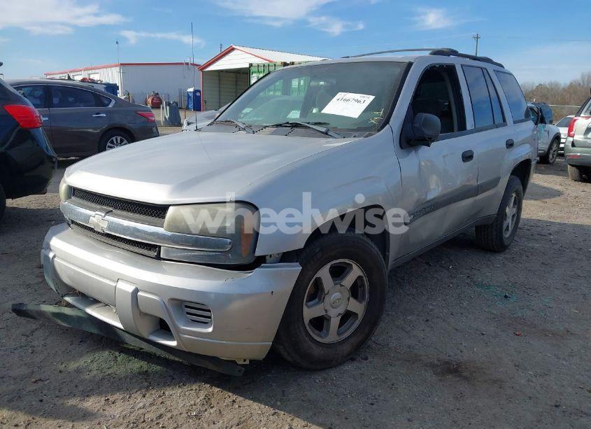 Photo 2 of 2004 Chevrolet Trailblazer LS (VIN 1GNDT13S442341706)