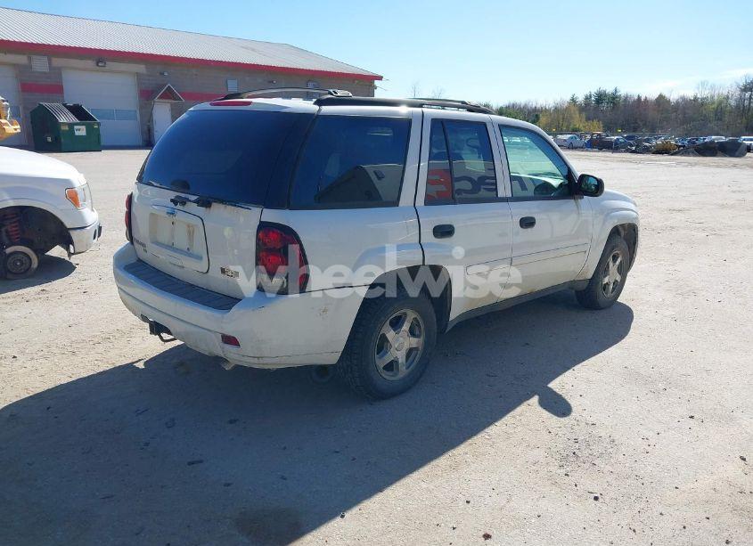 Photo 4 of 2006 Chevrolet Trailblazer LS (VIN 1GNDT13S462109285)