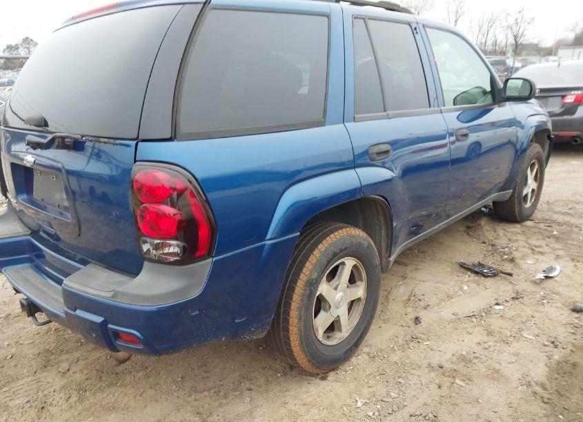 Photo 4 of 2006 Chevrolet Trailblazer LS (VIN 1GNDT13S462134560)