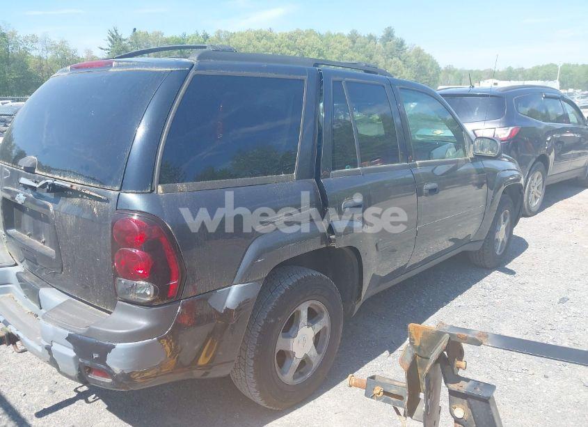 Photo 4 of 2006 Chevrolet Trailblazer LS (VIN 1GNDT13S462245786)