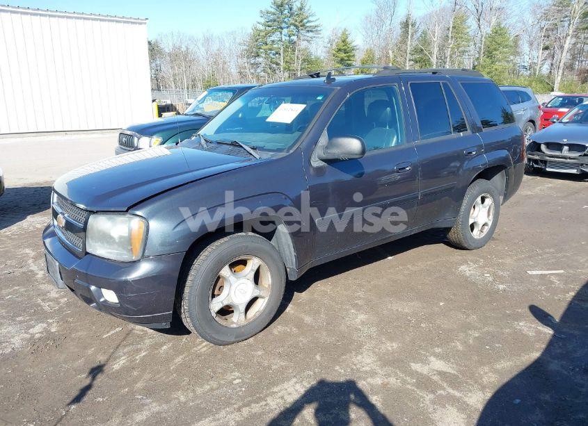 Photo 2 of 2006 Chevrolet Trailblazer LT (VIN 1GNDT13S462257386)