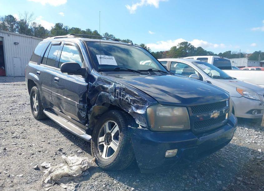2007 Chevrolet Trailblazer LT (VIN 1GNDT13S472133782) main photo