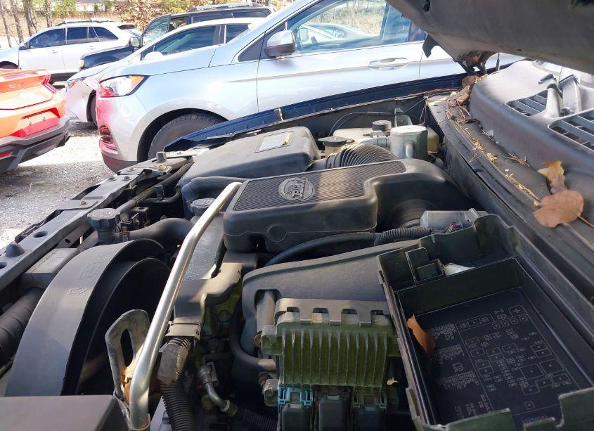 Photo 10 of 2007 Chevrolet Trailblazer LT (VIN 1GNDT13S472133782)