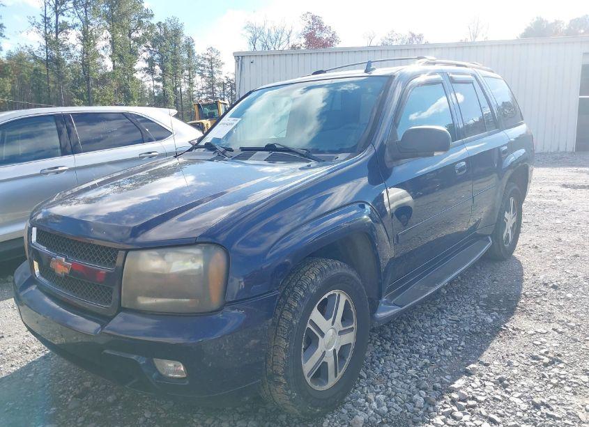 Photo 2 of 2007 Chevrolet Trailblazer LT (VIN 1GNDT13S472133782)