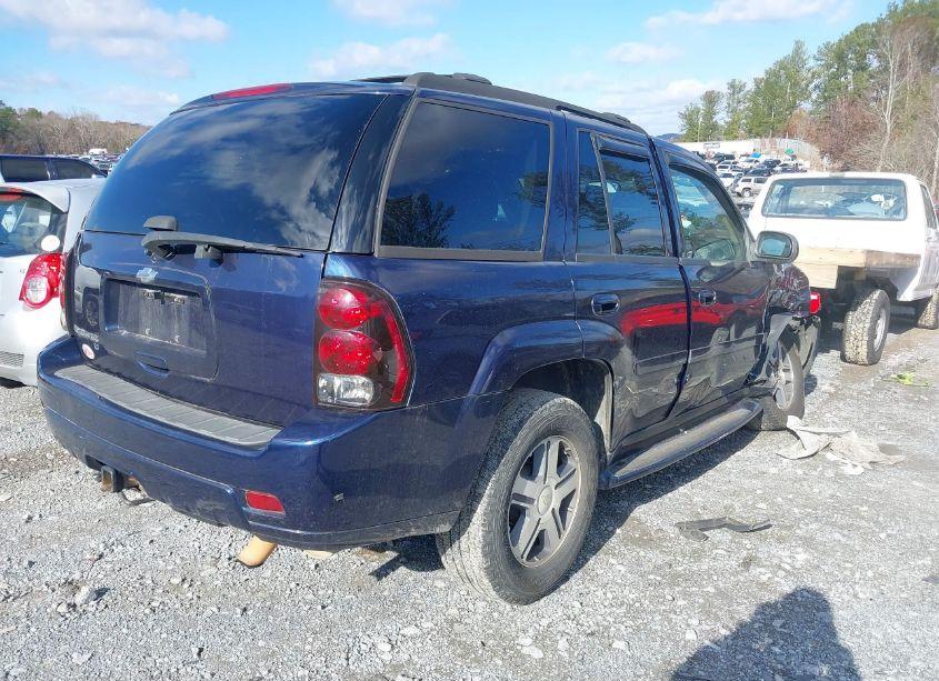 Photo 4 of 2007 Chevrolet Trailblazer LT (VIN 1GNDT13S472133782)