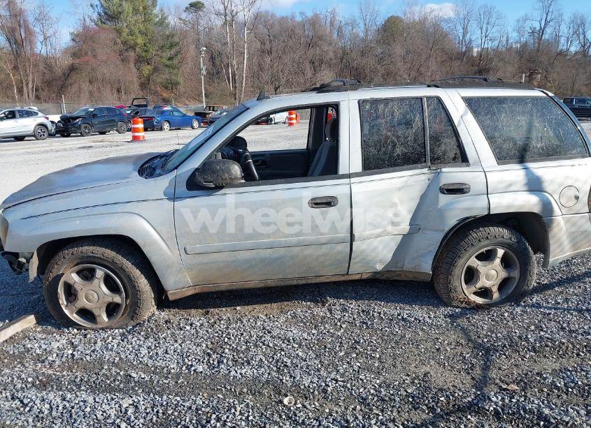 Photo 14 of 2007 Chevrolet Trailblazer LS (VIN 1GNDT13S472140764)