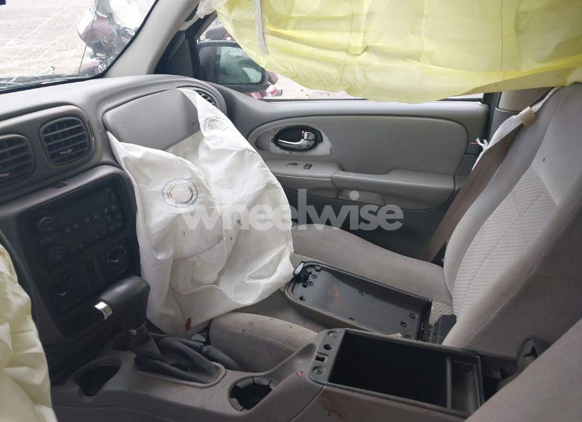 Photo 5 of 2007 Chevrolet Trailblazer LS (VIN 1GNDT13S472200218)