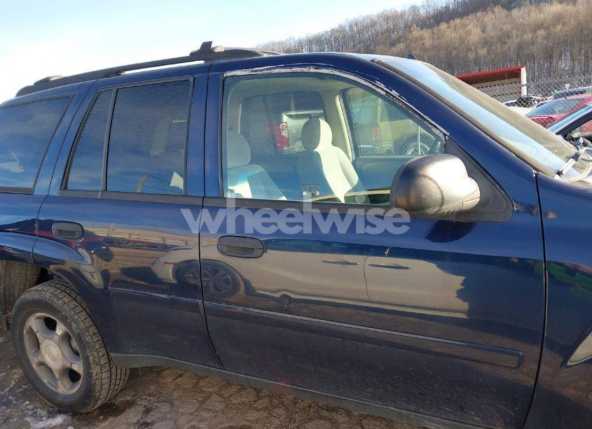 Photo 13 of 2007 Chevrolet Trailblazer LS (VIN 1GNDT13S472265750)