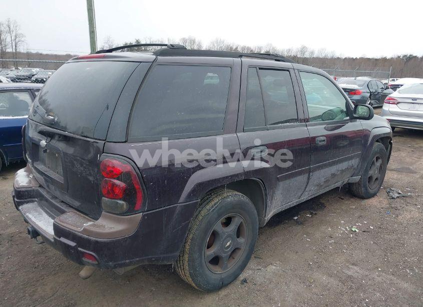 Photo 4 of 2008 Chevrolet Trailblazer FLEET (VIN 1GNDT13S482135338)