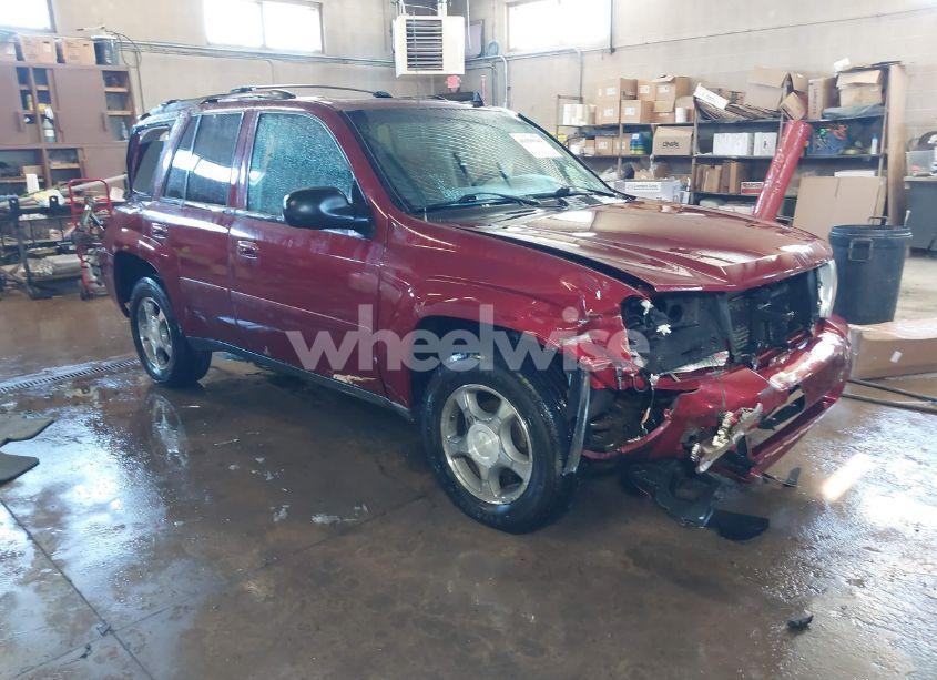 2008 Chevrolet Trailblazer LT (VIN 1GNDT13S482151801) main photo