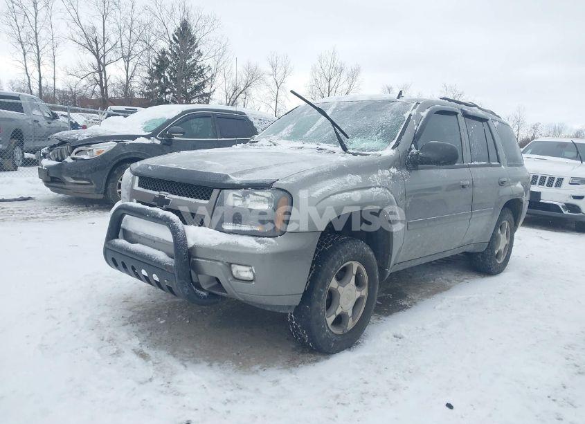 Photo 2 of 2008 Chevrolet Trailblazer LT (VIN 1GNDT13S482250196)