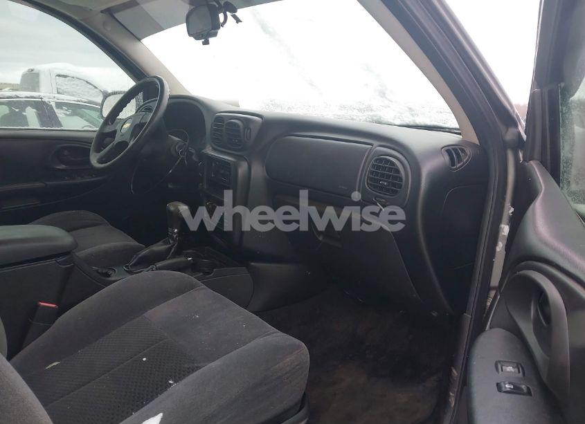 Photo 5 of 2008 Chevrolet Trailblazer LT (VIN 1GNDT13S482250196)