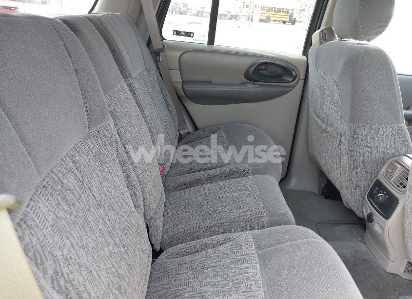 Photo 8 of 2002 Chevrolet Trailblazer LS (VIN 1GNDT13S522426504)