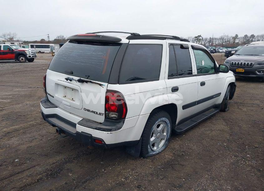 Photo 4 of 2003 Chevrolet Trailblazer LS/LT/LTZ (VIN 1GNDT13S532176702)