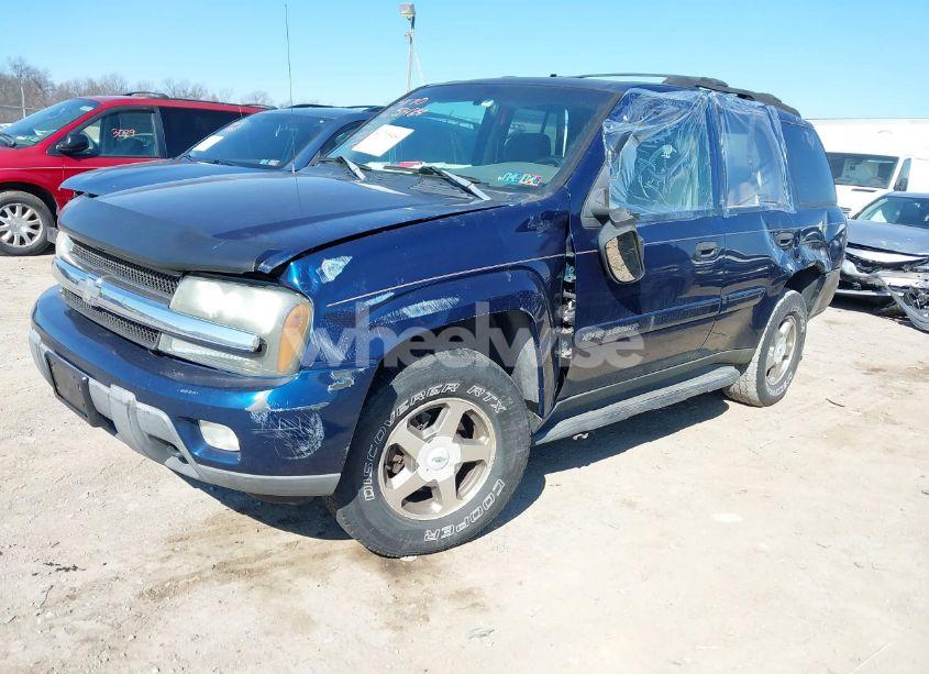 Photo 2 of 2003 Chevrolet Trailblazer LT (VIN 1GNDT13S532191538)