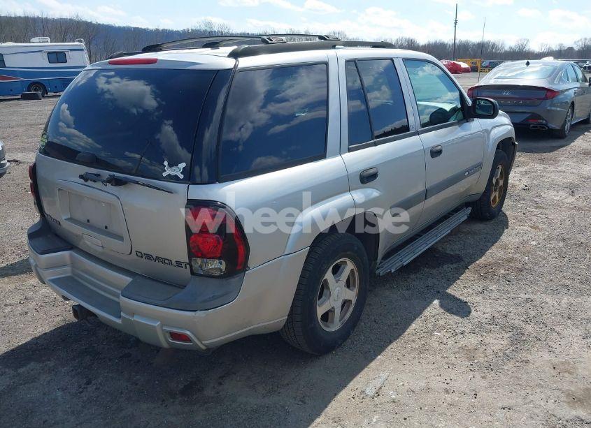 Photo 4 of 2004 Chevrolet Trailblazer LS (VIN 1GNDT13S542132894)