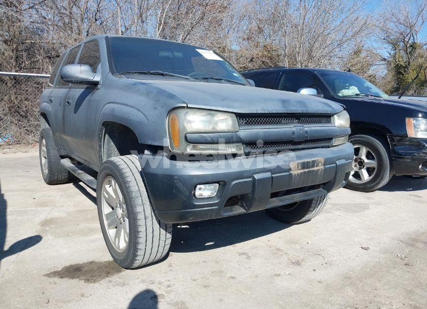 2004 Chevrolet Trailblazer LT (VIN 1GNDT13S542140462) main photo