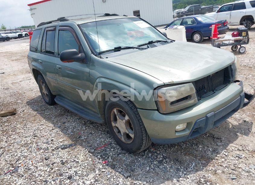 2004 Chevrolet Trailblazer LT (VIN 1GNDT13S542174501) main photo