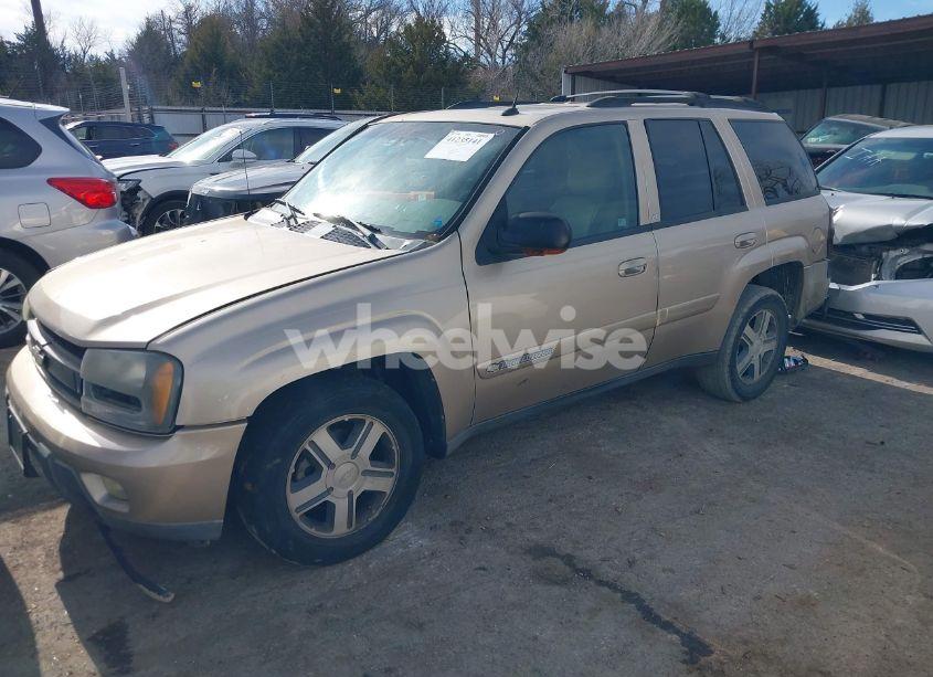 Photo 2 of 2004 Chevrolet Trailblazer LT (VIN 1GNDT13S542305300)